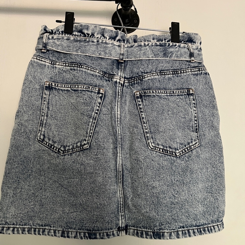H&M Distressed Denim Mini Skirt - Picture 3 of 3